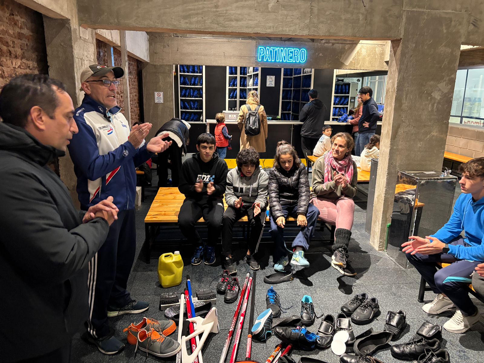Curling Argentino, Primera clínica en el país