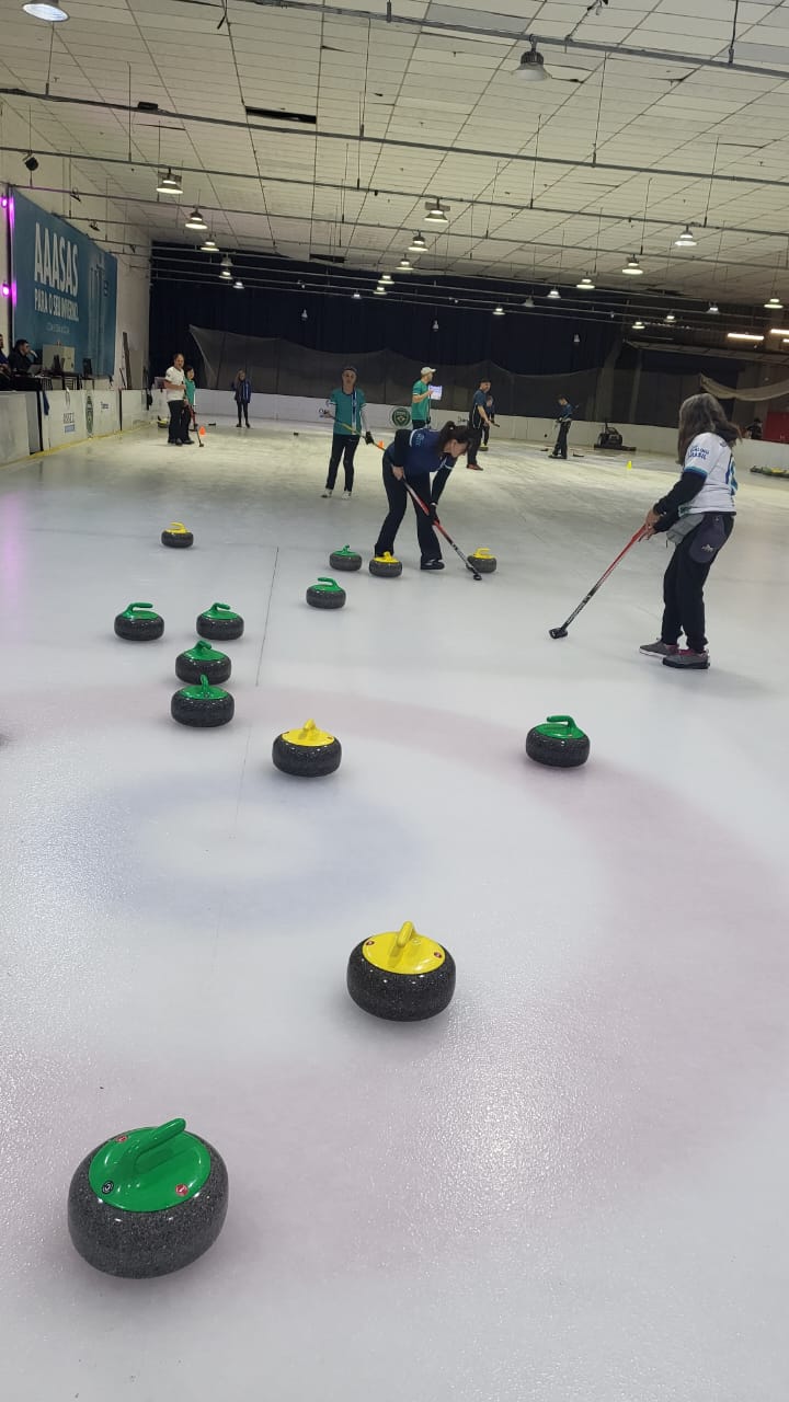 Participación del torneo Estadounidense de Curling en la Ciudad de Columbus, Ohaio. (con participación de dos jugadores que se iniciaron al Curling en Buenos Aires.)