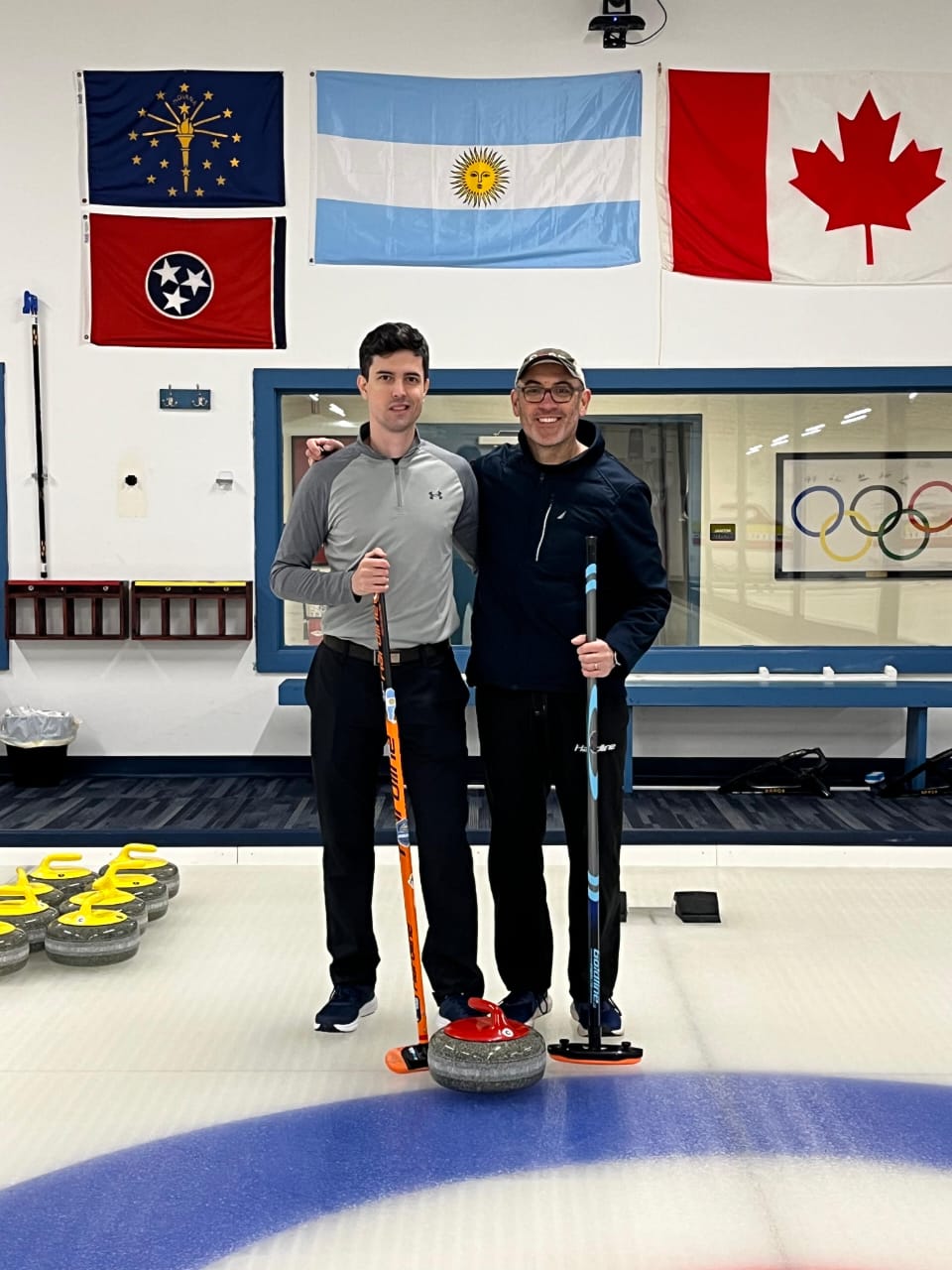 Participación del torneo Estadounidense de Curling en la Ciudad de Columbus, Ohaio. (con participación de dos jugadores que se iniciaron al Curling en Buenos Aires.)